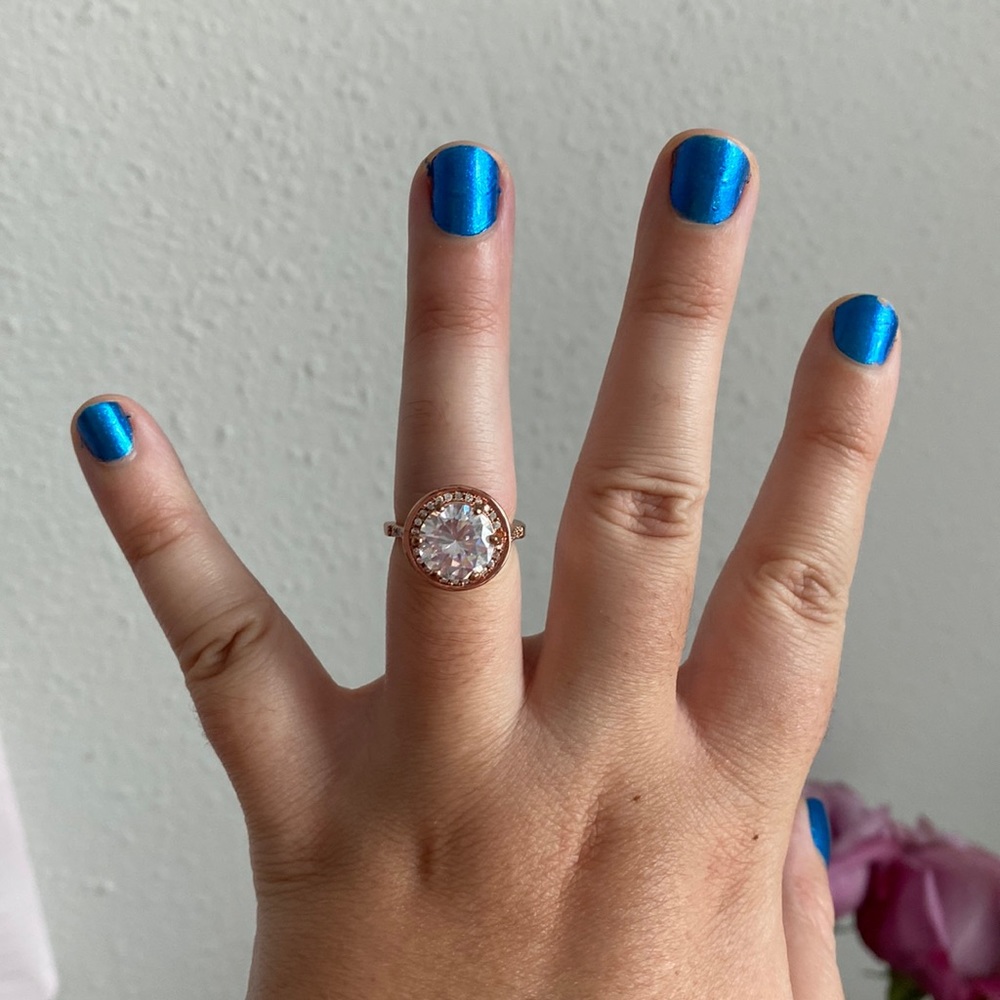 Rose Gold Diamond 💍 ring (lab made diamond)